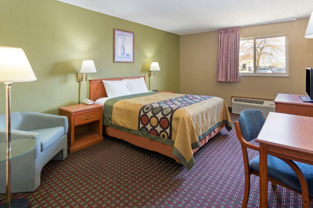 מלון Super 8 By Wyndham Mendota I-39 חדר תמונה